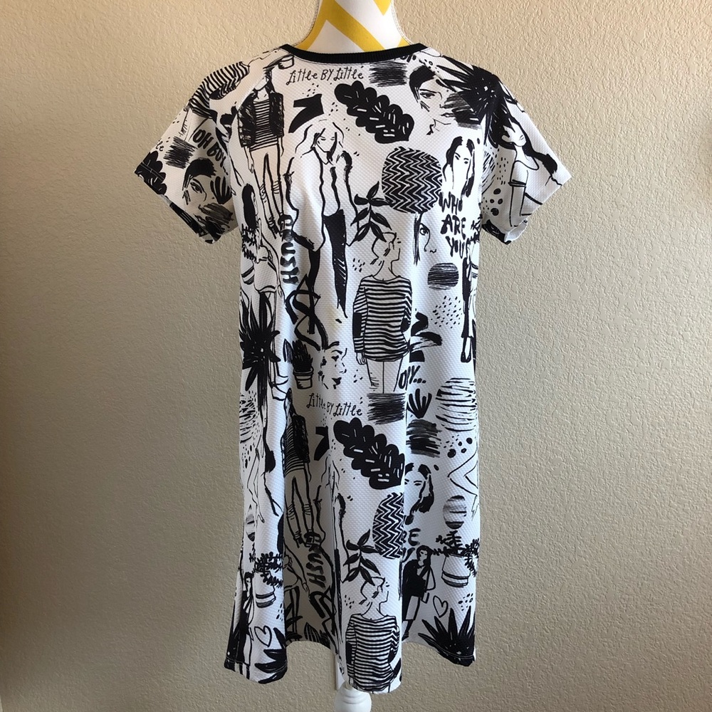 Zara TRF Oversized Graphic Print Dress, Size M